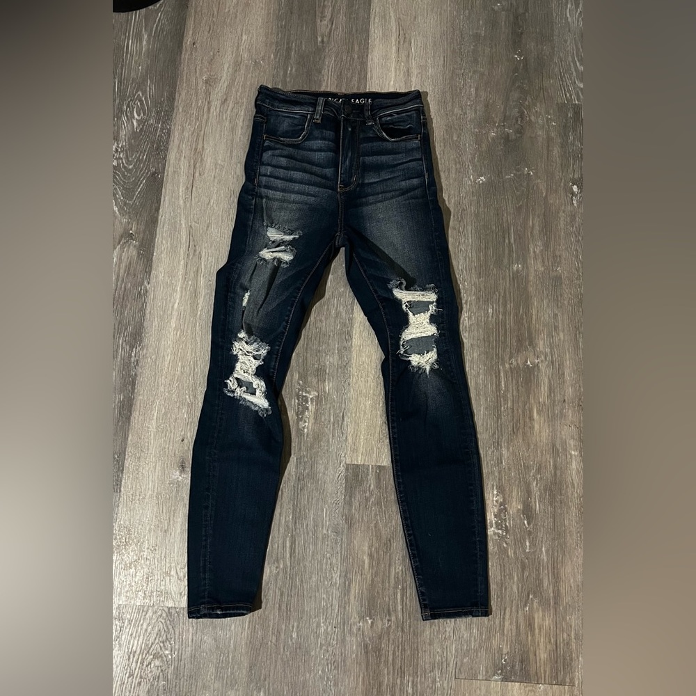 American eagle ripped jeans